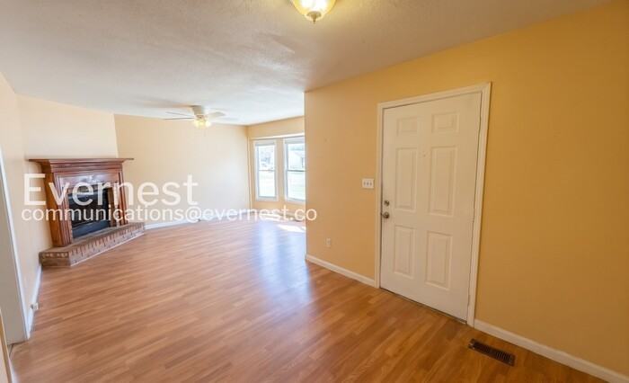 9666 Williamsburg Dr - Photo 6 of 23