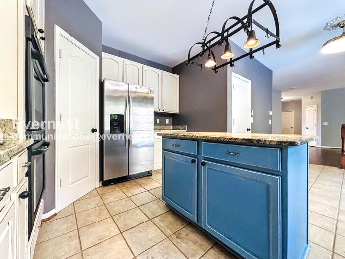 1008 Black Oak Ct - Photo 6 of 36