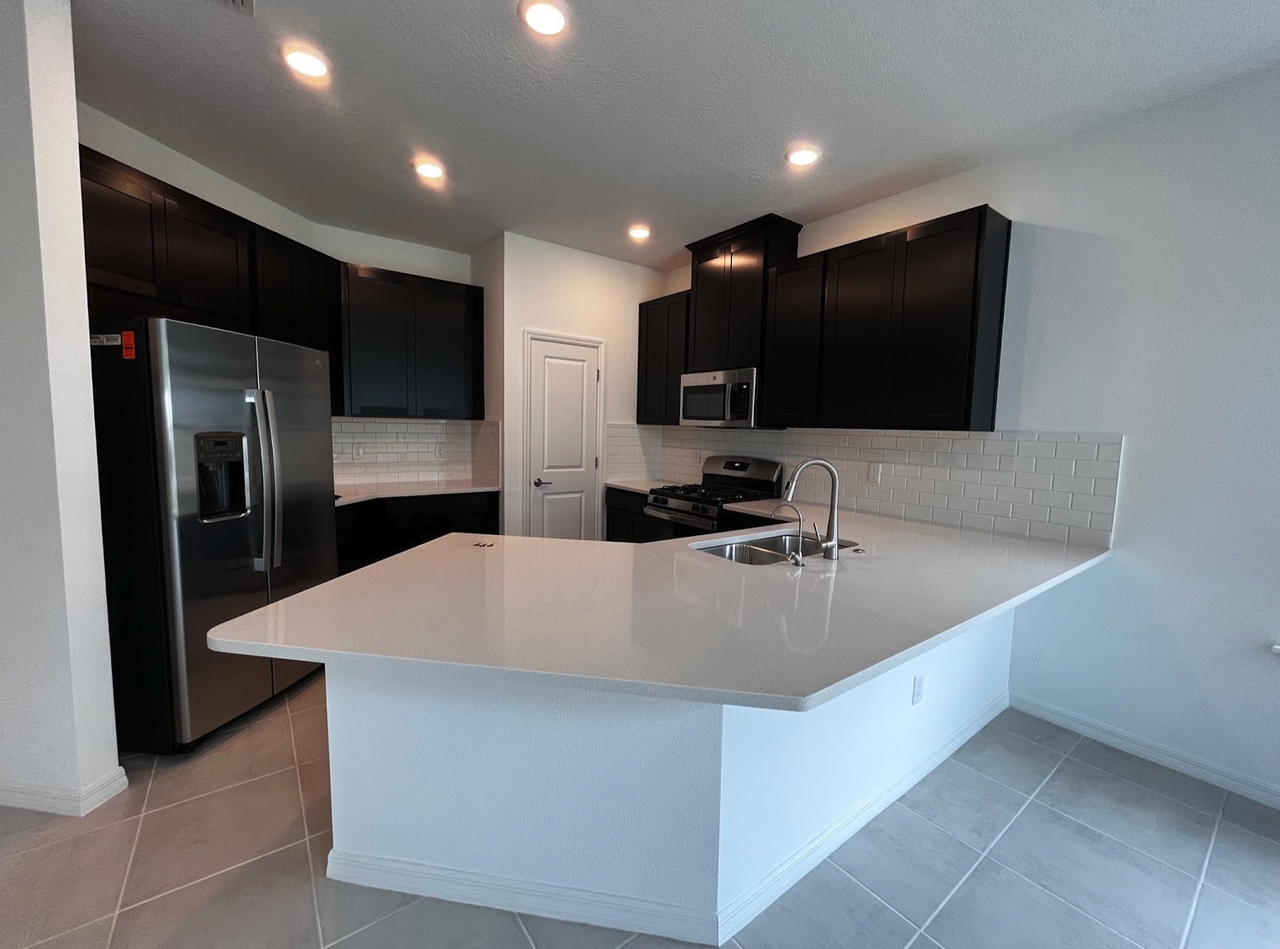 16229 Paynes Mill Dr #NA - Photo 3 of 14