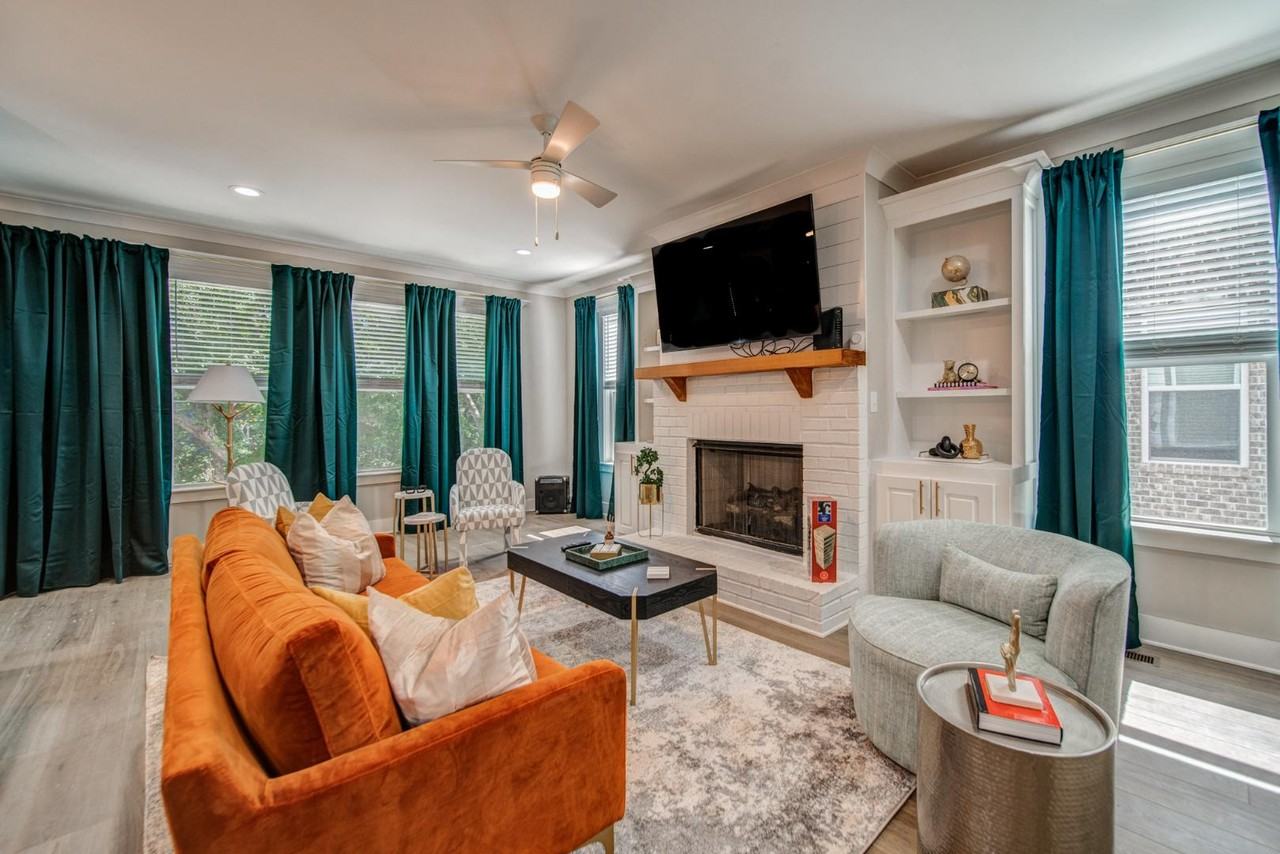 253 Sciple Ter NW - Photo 2 of 9