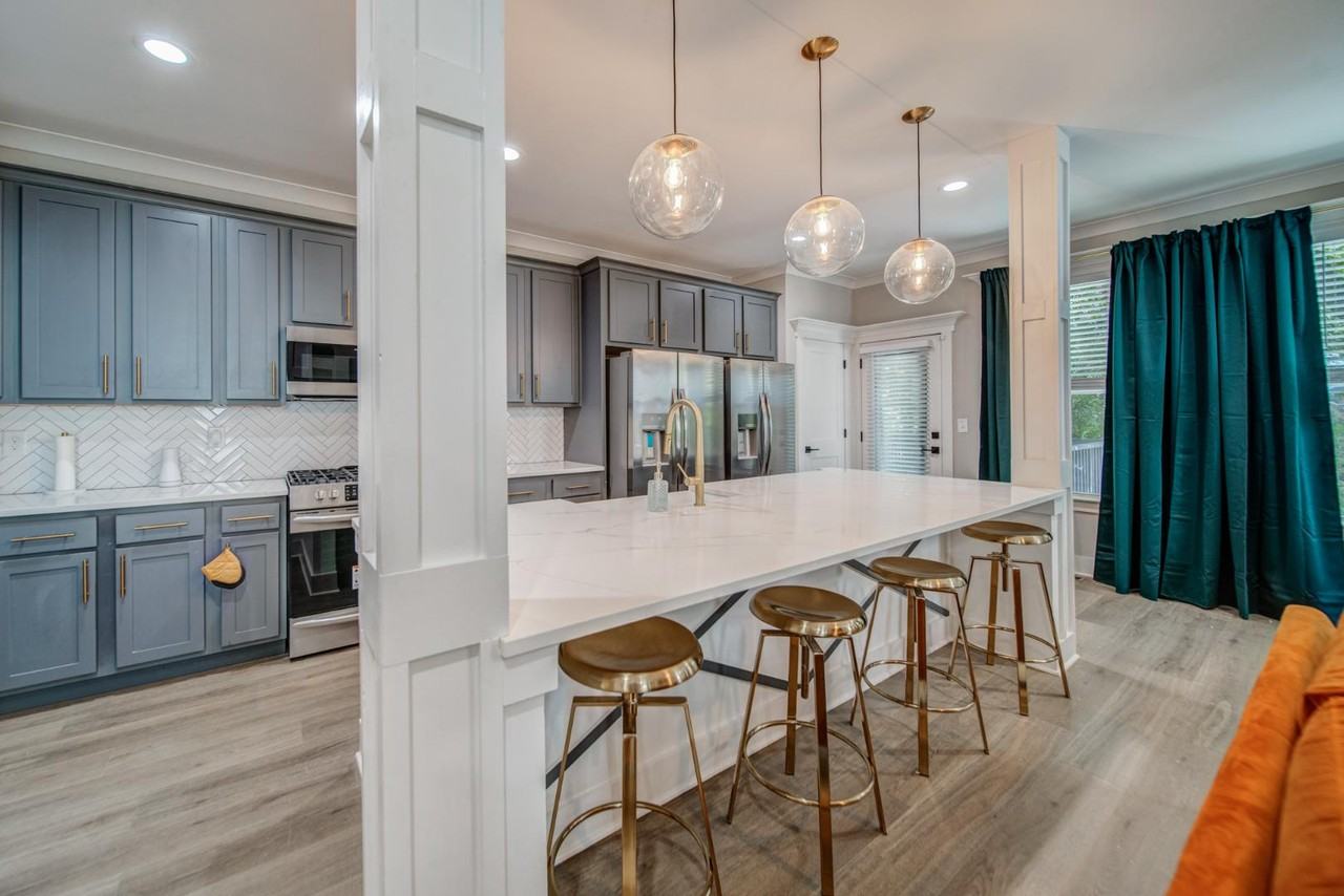 253 Sciple Ter NW - Photo 3 of 9