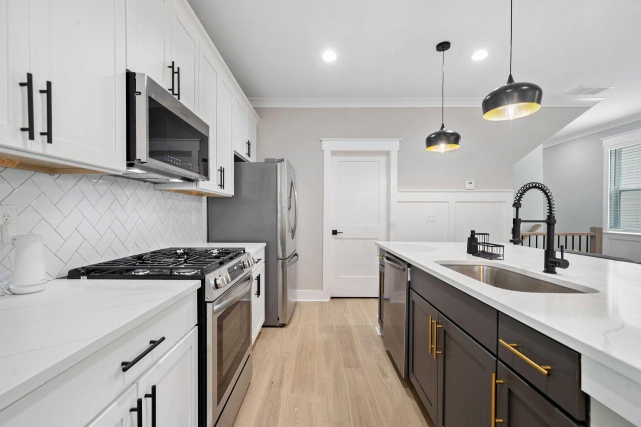 386 Griffin St NW - Photo 4 of 8