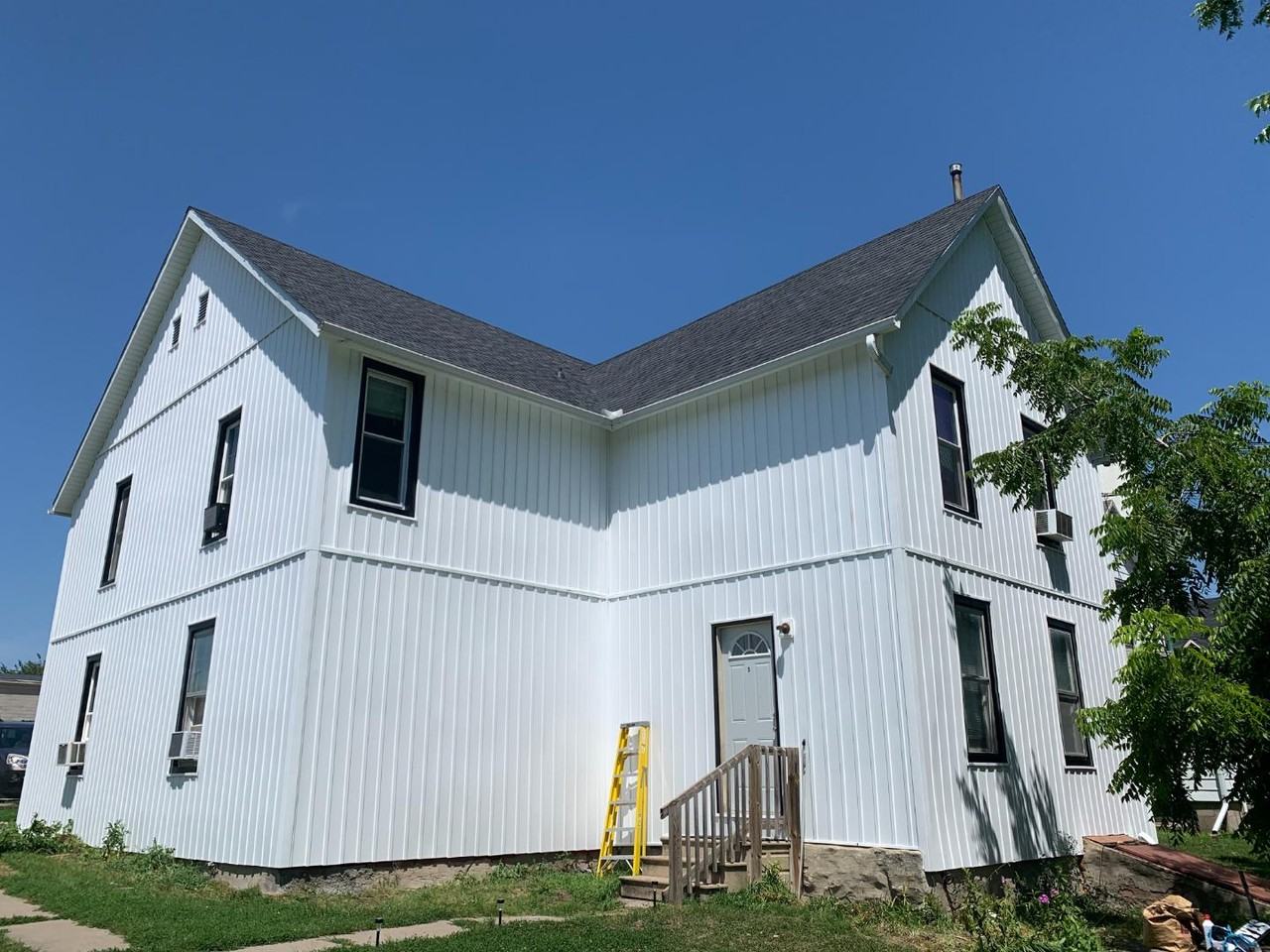 1304 Sycamore - Photo 3 of 3
