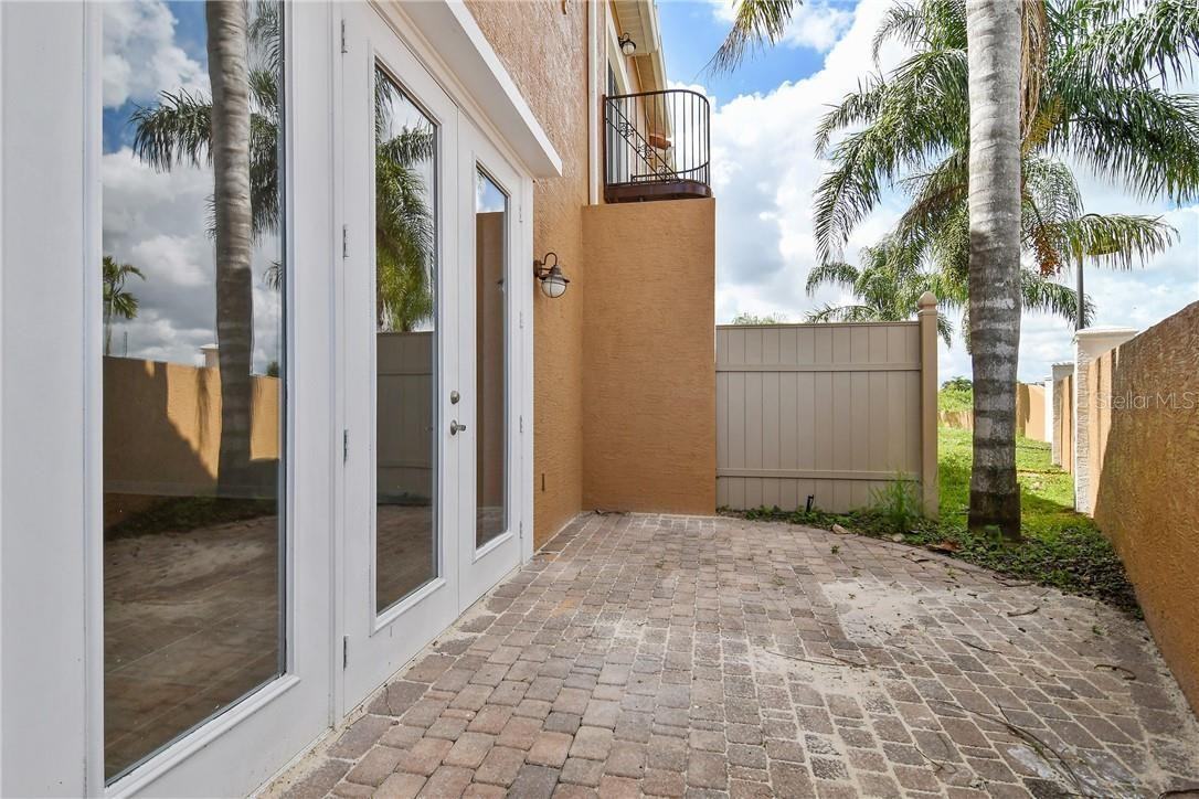 1001 Coronado Ct - Photo 7 of 20