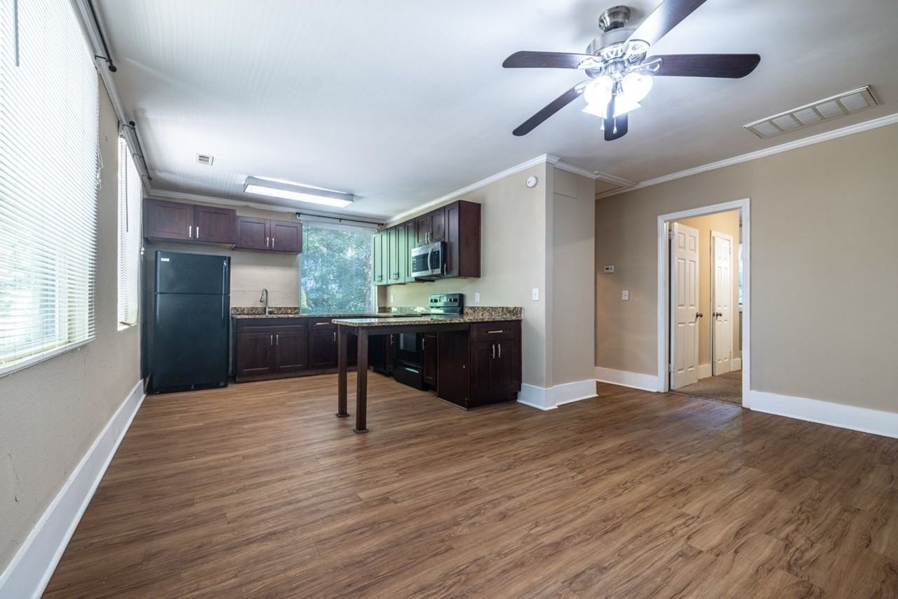 Walk to Campus! Downtown Apartment Available! - Photo 3 of 17