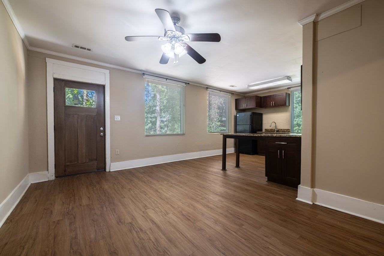 Walk to Campus! Downtown Apartment Available! - Photo 4 of 17