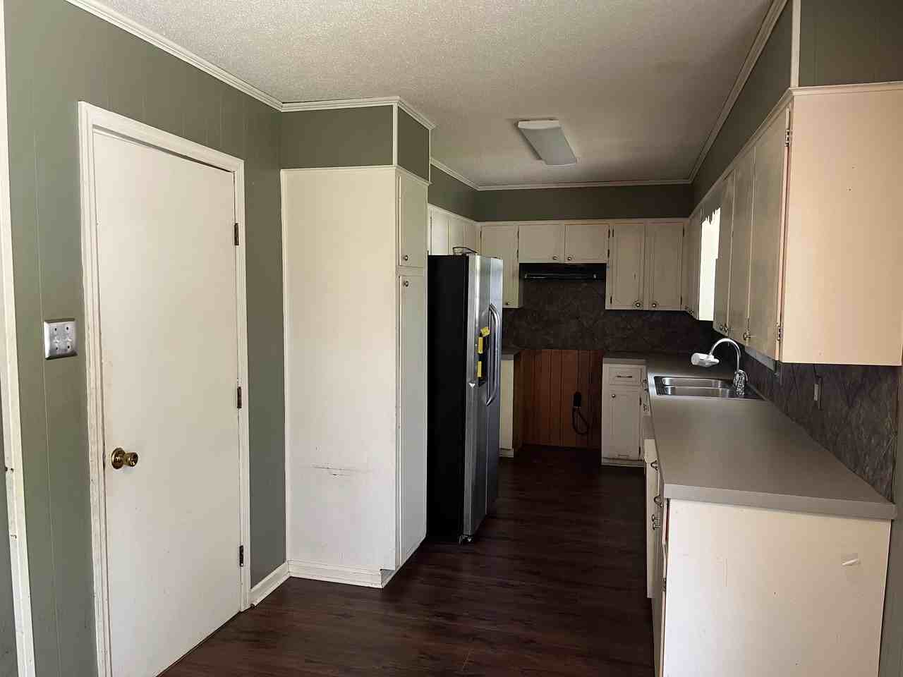 802 Parrish St #1 - Photo 4 of 15