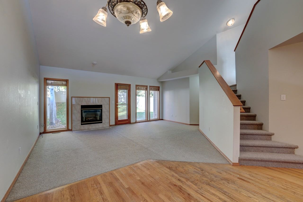 3173 S Crabapple Ln #1 - Photo 3 of 11