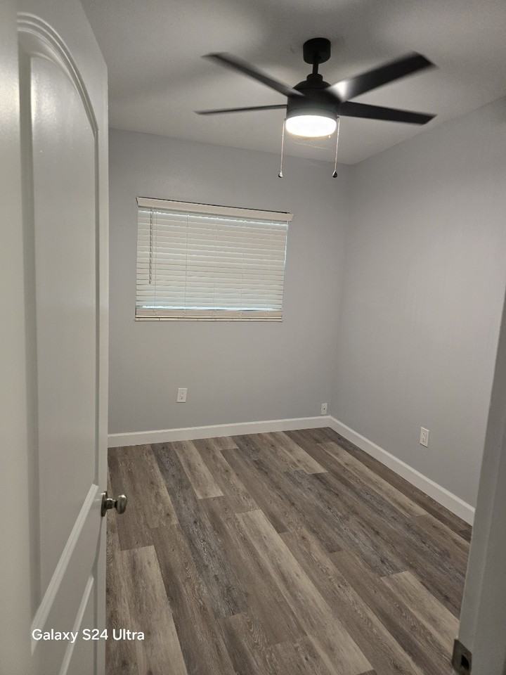 1017 English St #1 - Photo 4 of 10