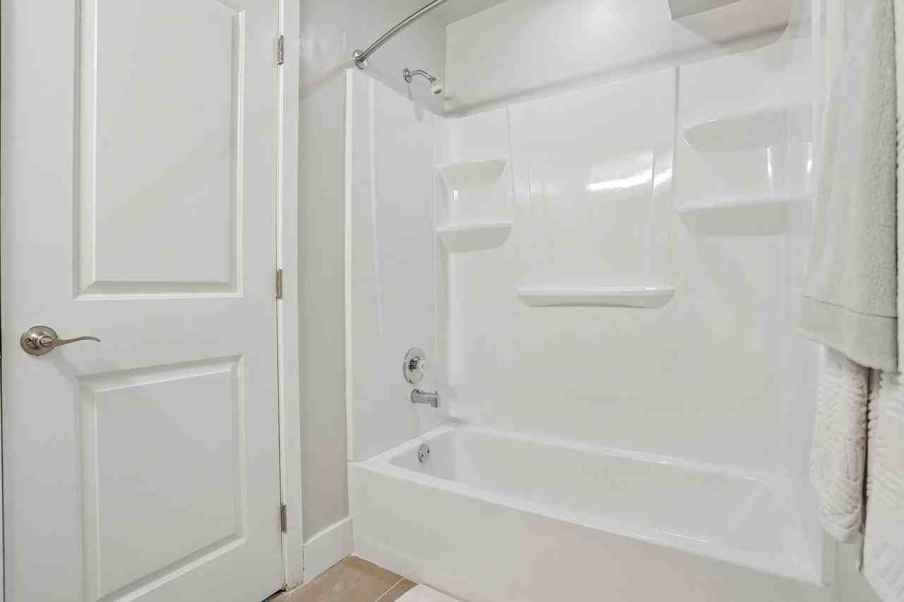 Coopers Place - Photo 4 of 40