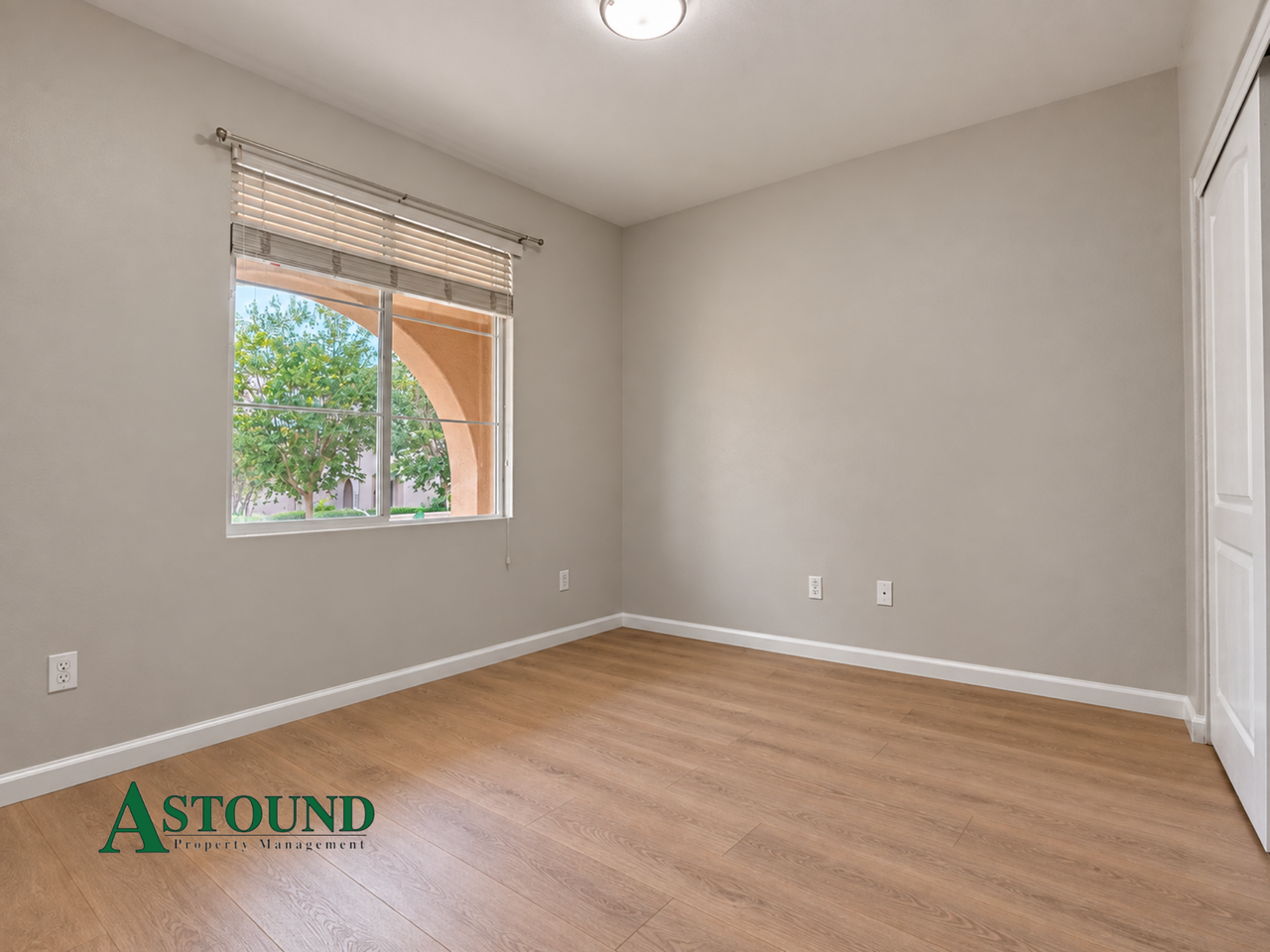1041 Cedarwood Loop #1 - Photo 7 of 23