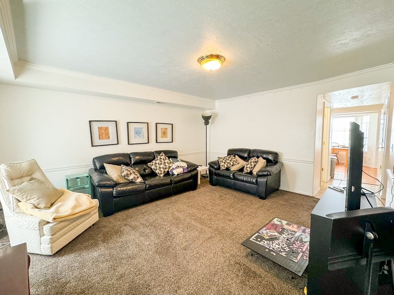 240 E 2230 N - Photo 3 of 38