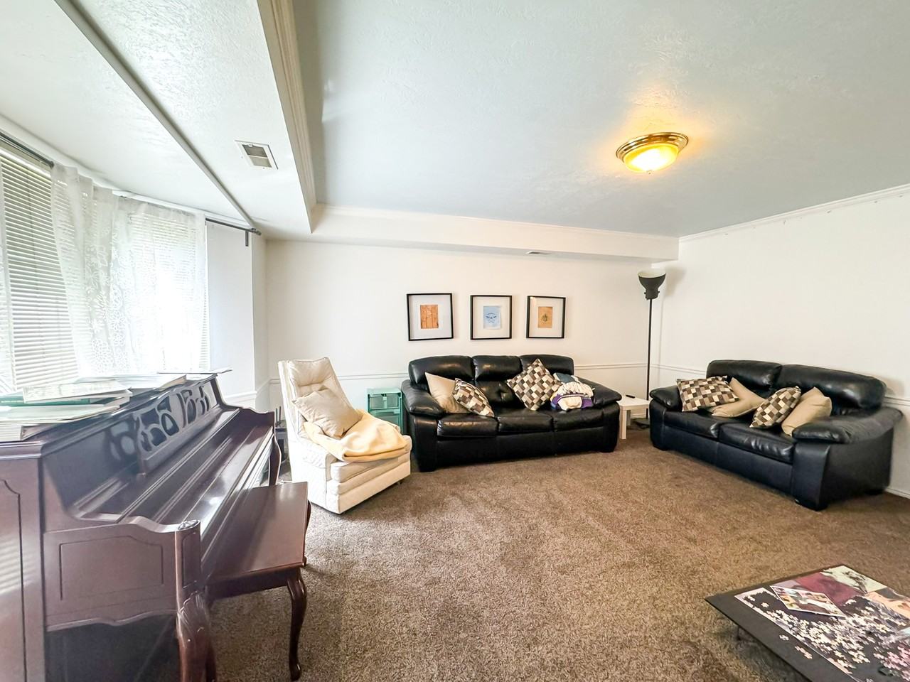 240 E 2230 N - Photo 4 of 38