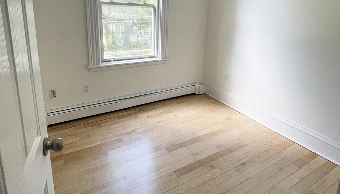 1477 Carlton Street - Photo 7 of 11