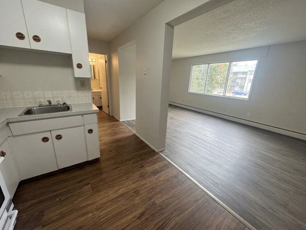 Apple Tree Apartments - Photo 2 of 6