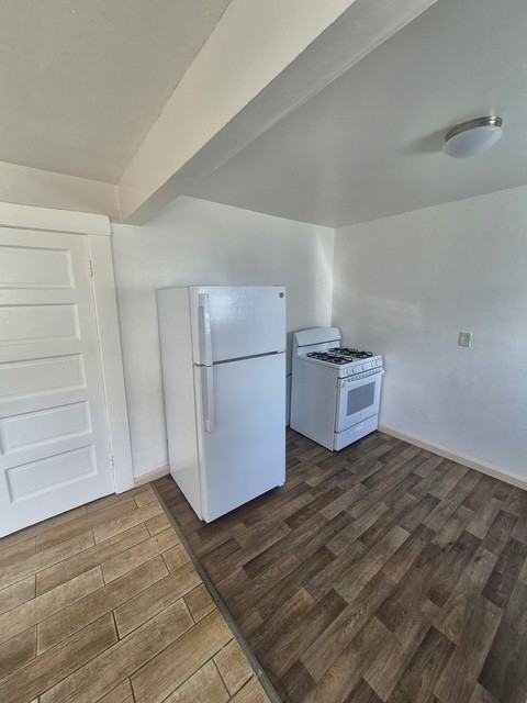 3150 Pleitner Ave #B - Photo 4 of 10