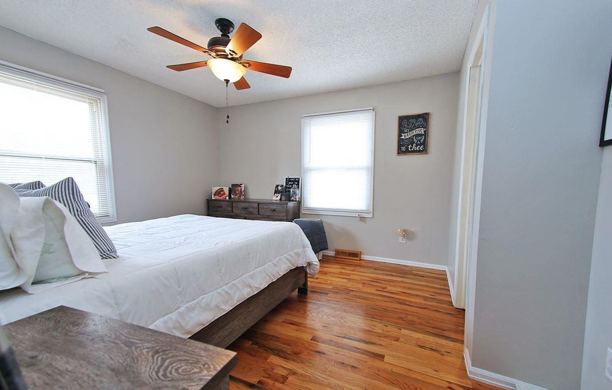 5011 Timberline Rd #1 - Photo 6 of 15