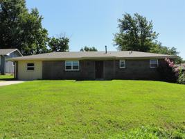 featured image of 212 S Barbara Ave