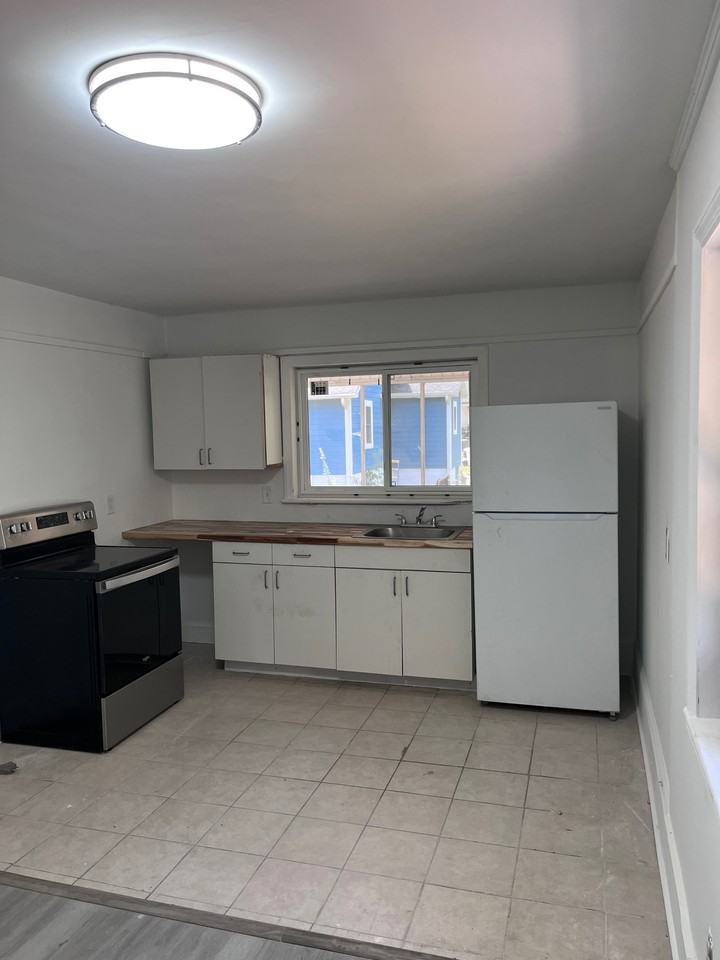 312 Davis Park Rd - Photo 3 of 27