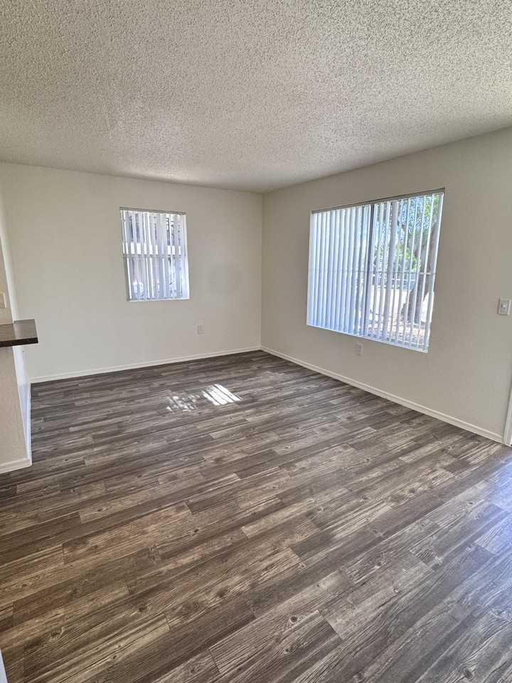 9777 N. Thornydale Road2104 #2104 - Photo 7 of 36