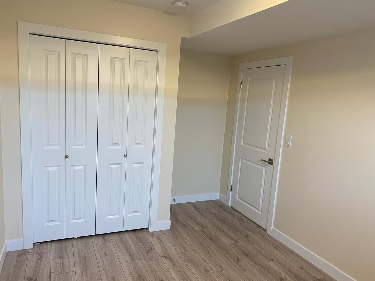 254 Whitehorn Cres - Photo 6 of 12