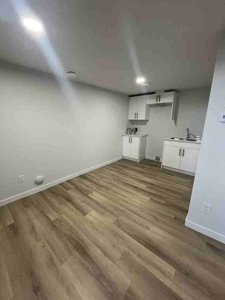 8636 181 Ave Nw - Photo 5 of 13