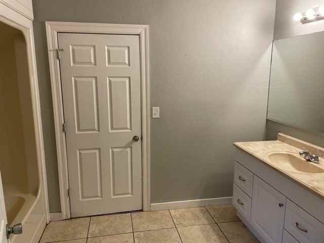 2032 E 12th St #29 - Photo 3 of 14