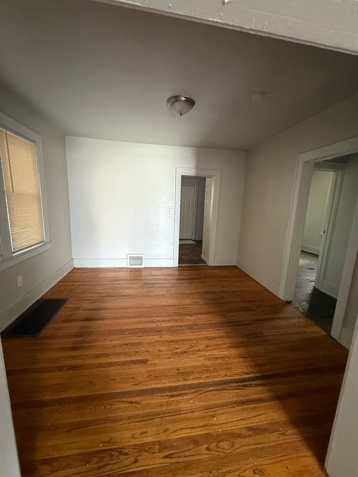 16327 Log Cabin St #1 - Photo 4 of 22
