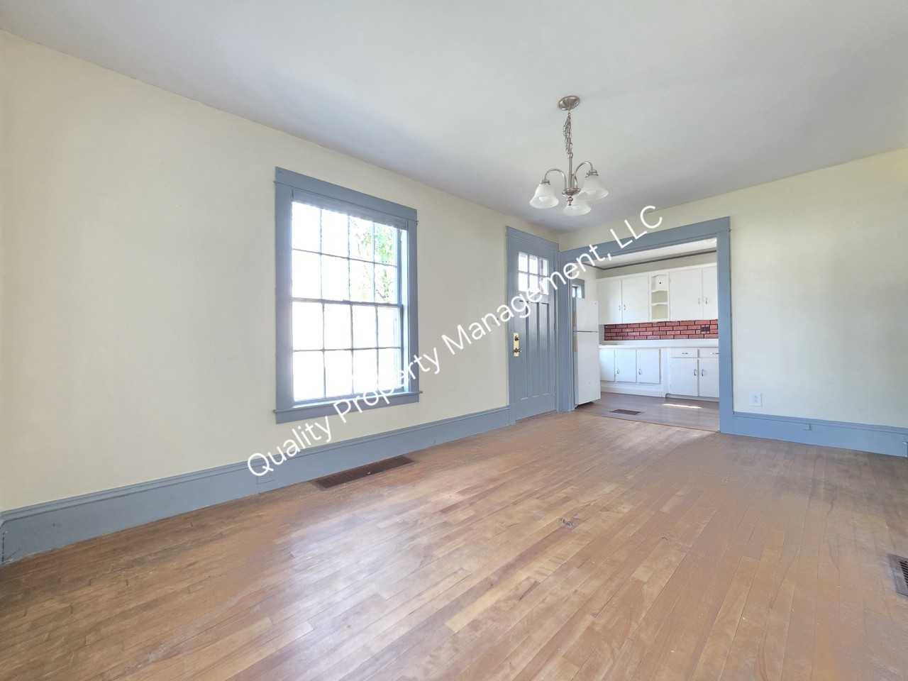 281 Wilson St #1 - Photo 4 of 46