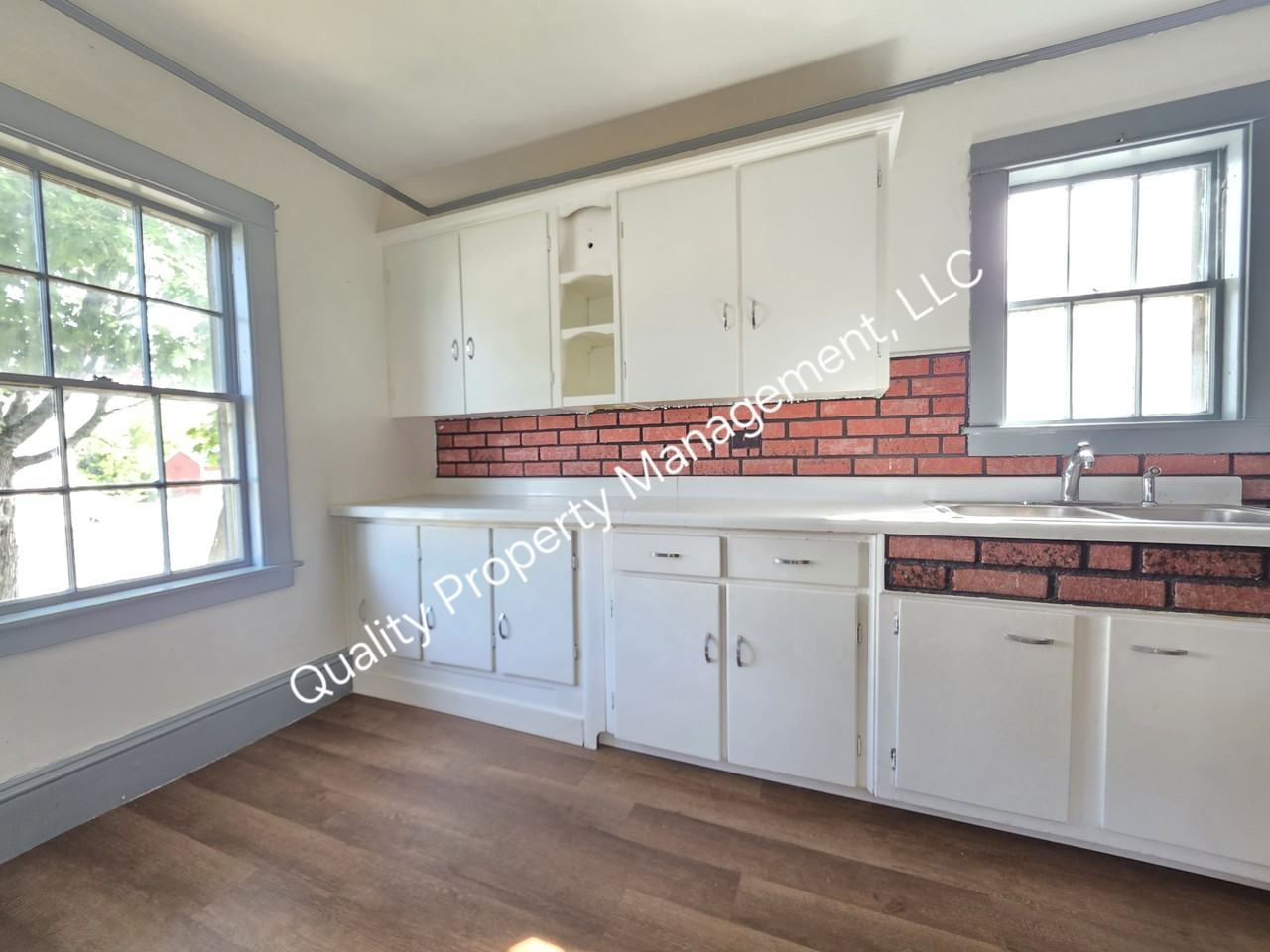 281 Wilson St #1 - Photo 6 of 46
