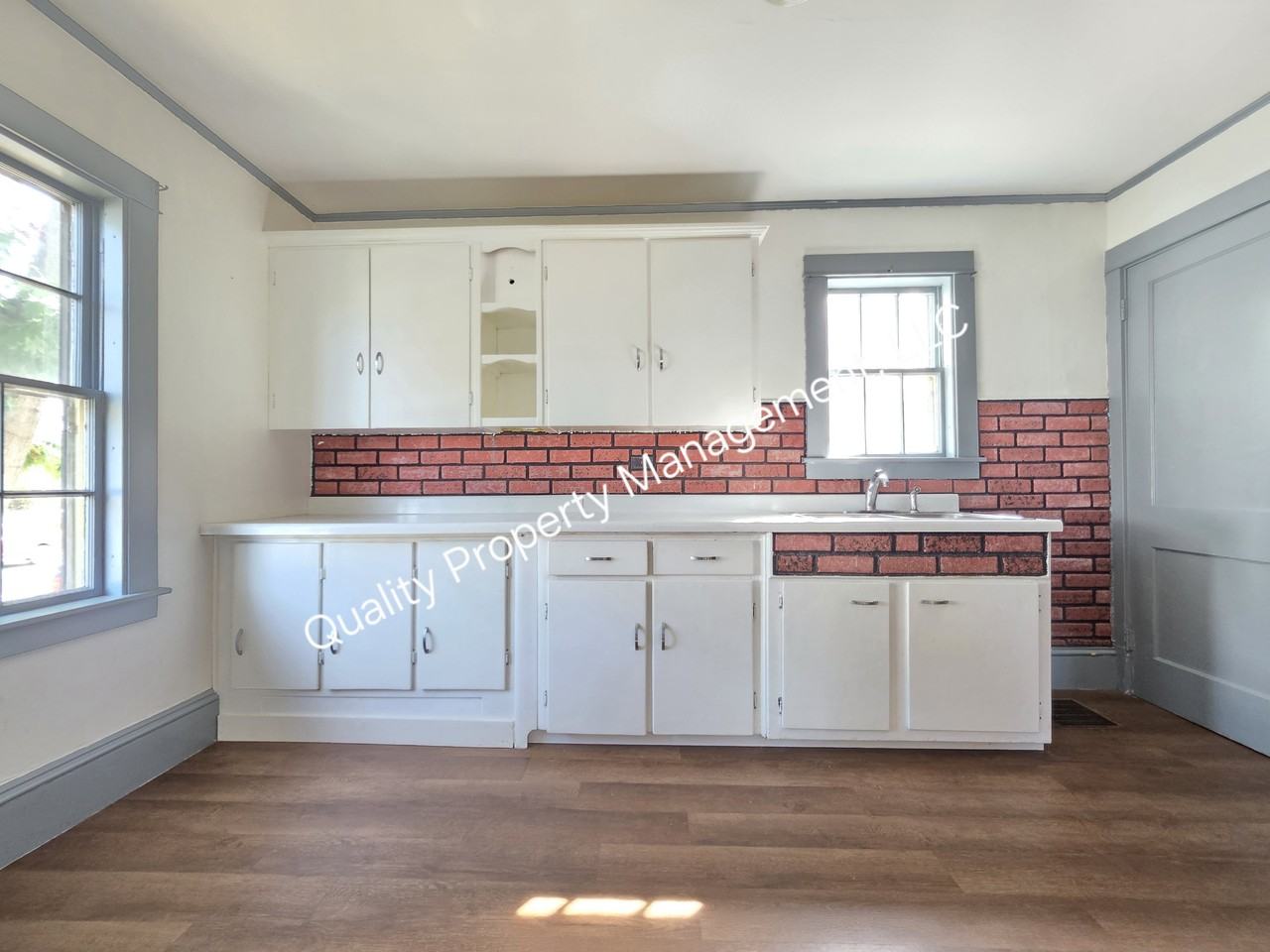 281 Wilson St #1 - Photo 7 of 46