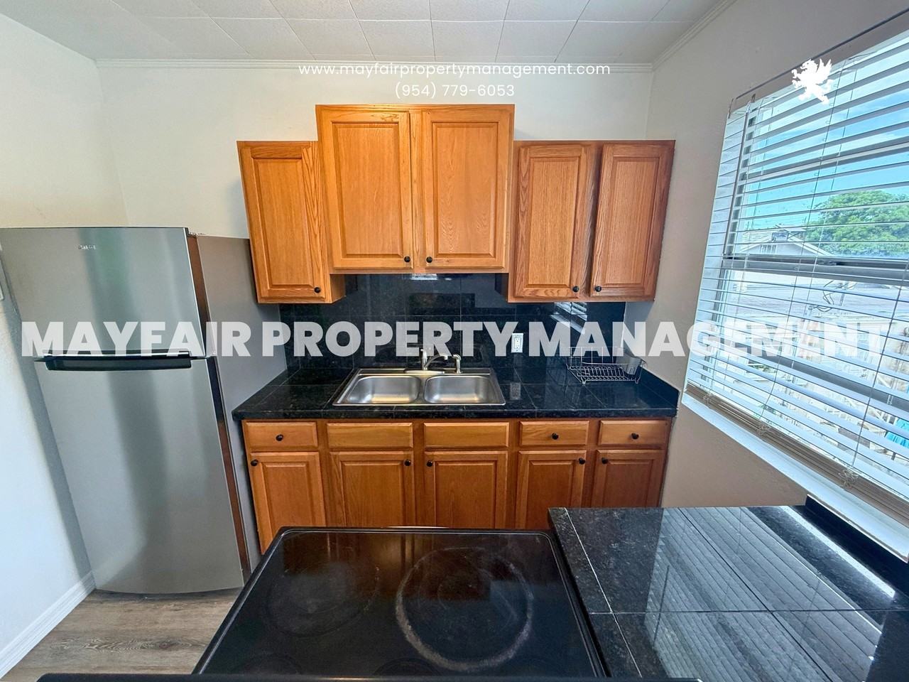438 Barnett St #3 - Photo 2 of 16