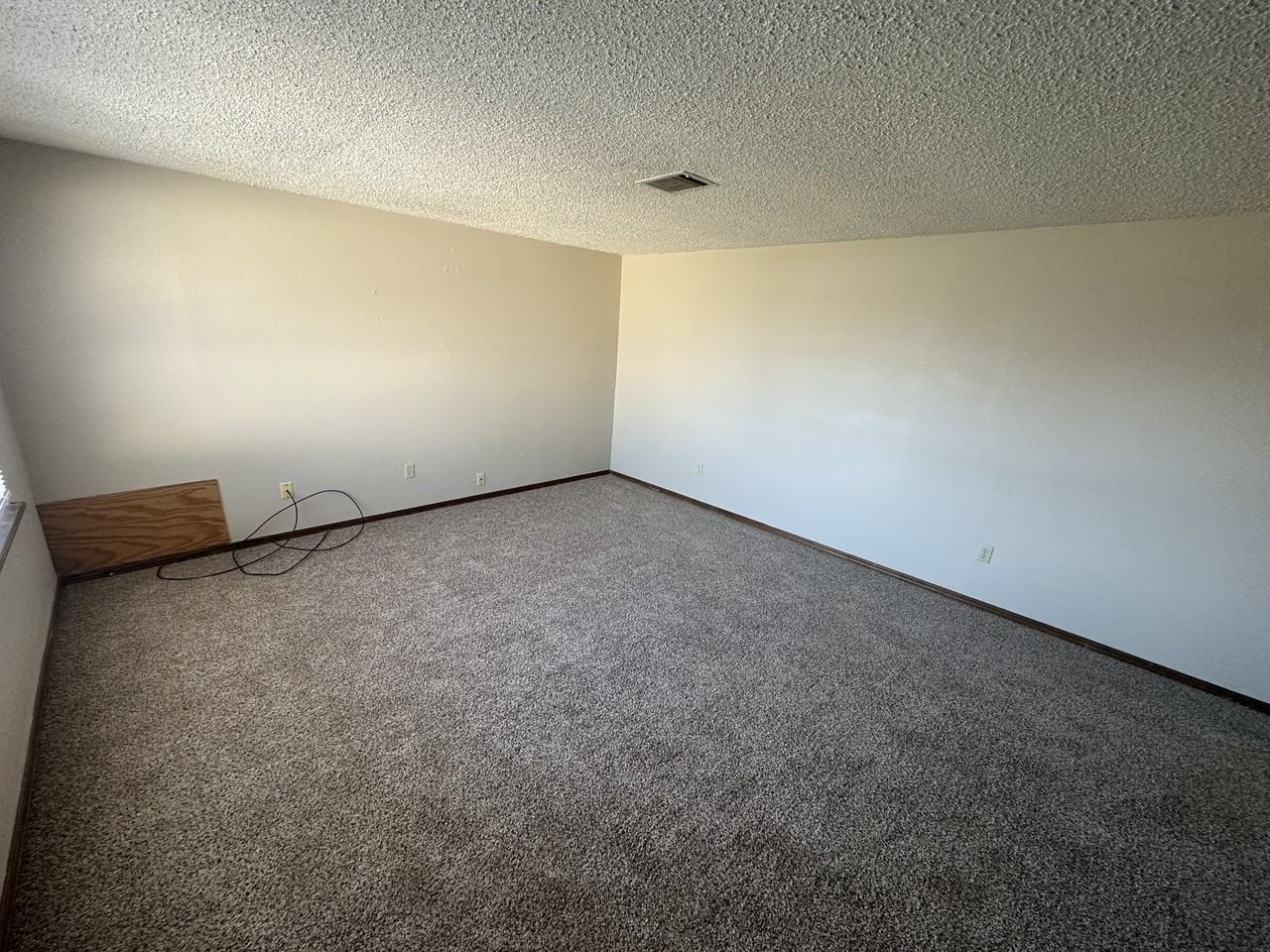 2900 Sw 86th St #1 - Photo 3 of 30
