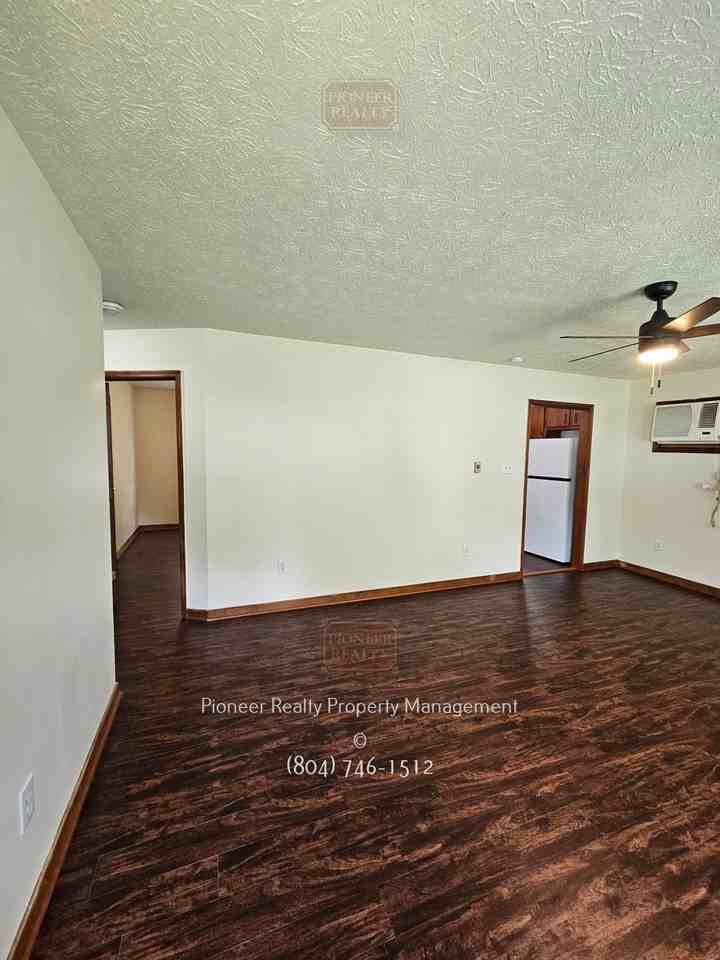 111 N Grove Ave #1 - Photo 2 of 26