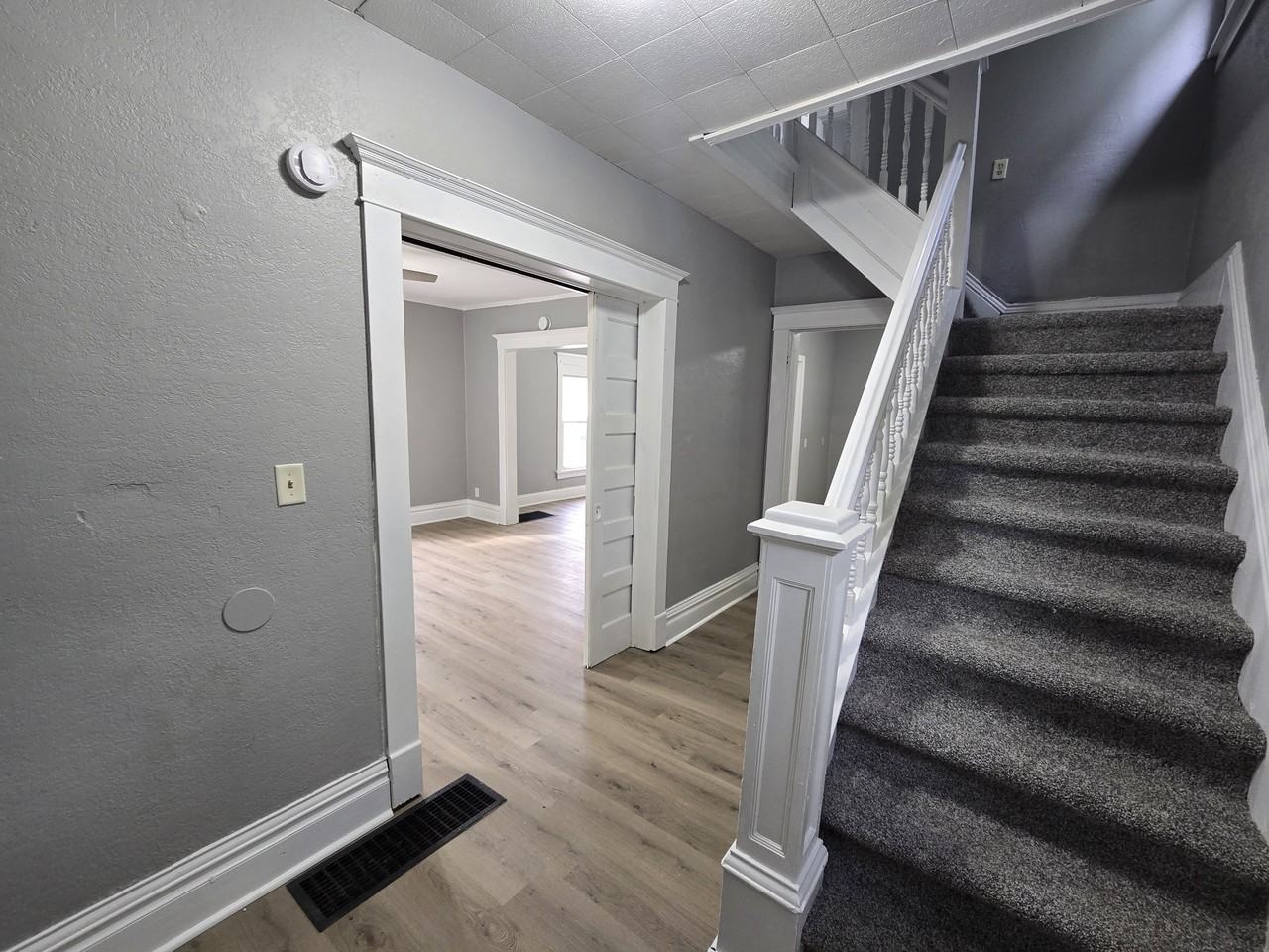 407 Reed St #1 - Photo 3 of 32