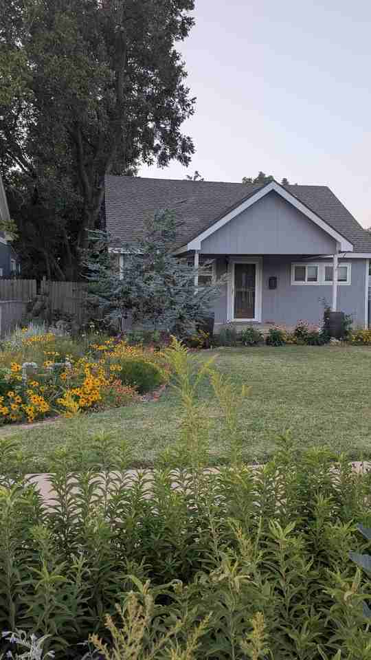 2629 Nw 40th St #1 - Photo 2 of 4