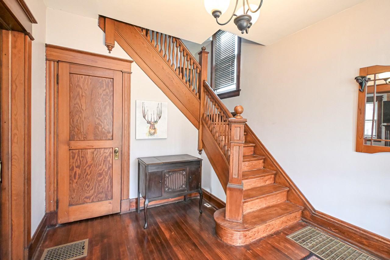 2221 Feldman Ave #1 - Photo 6 of 45