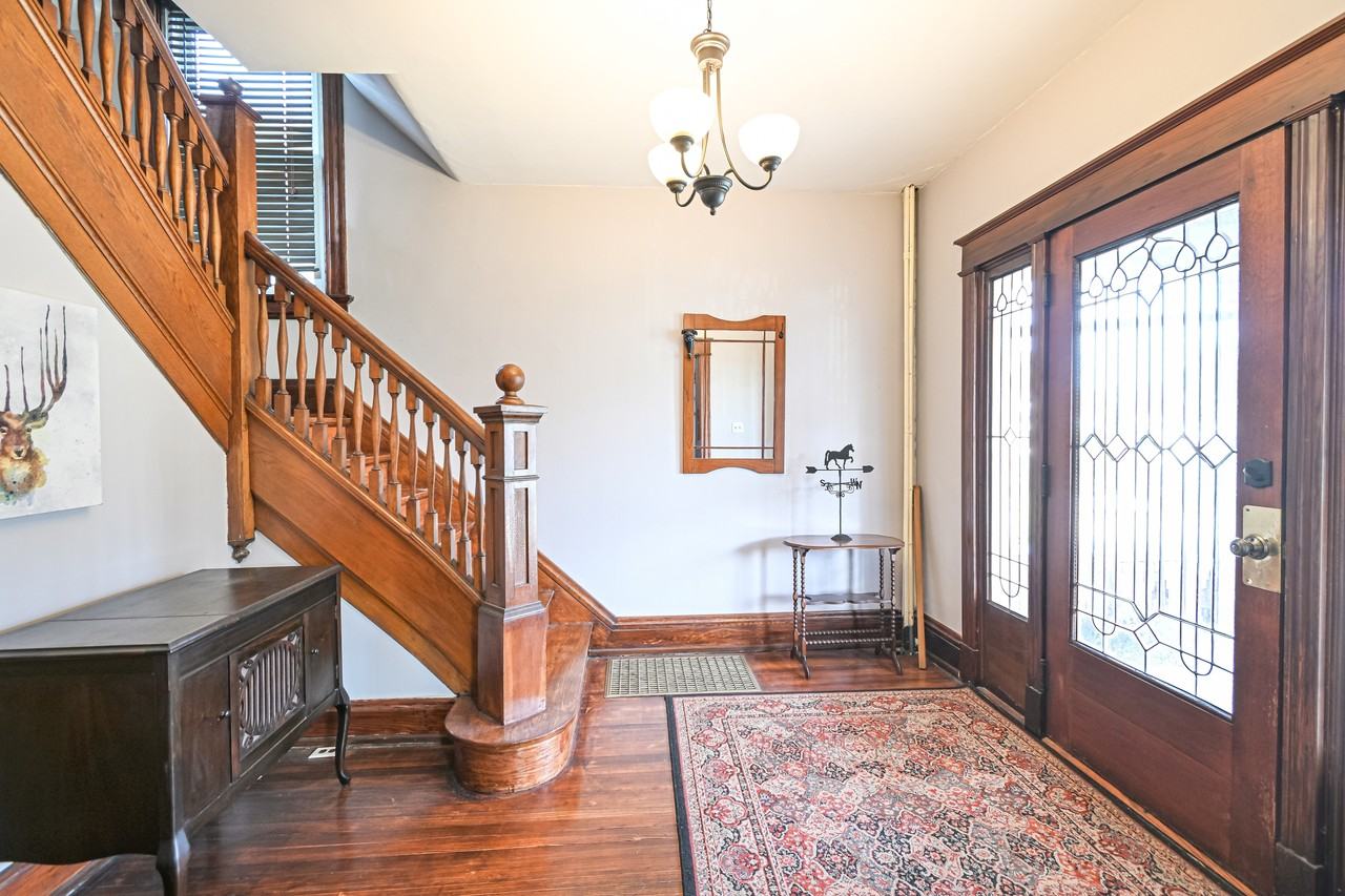2221 Feldman Ave #1 - Photo 7 of 45