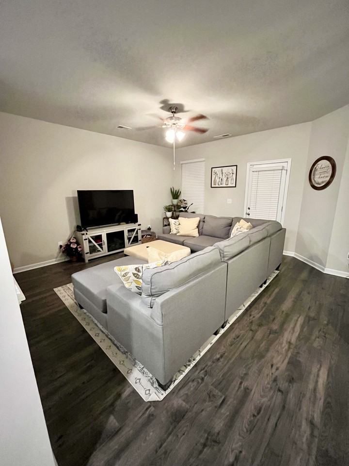 2186 River Park Ct #1 - Photo 4 of 13