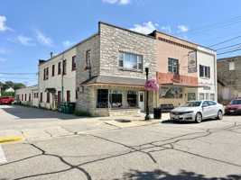 featured image of 15 Swift St #A