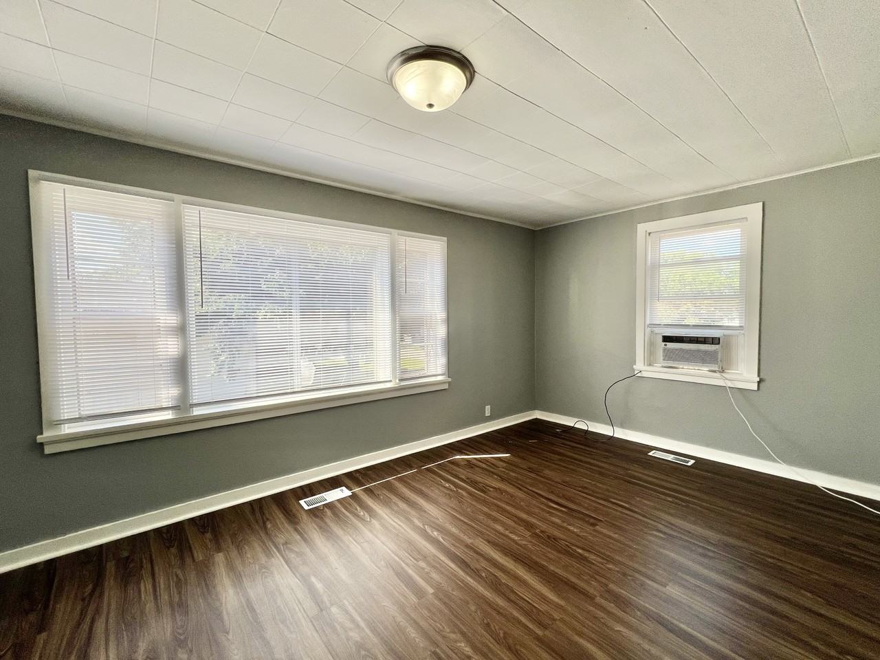 15 Swift St #A - Photo 3 of 11