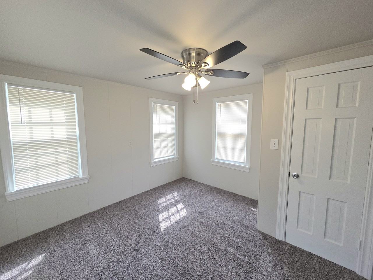 3028 Nw 27th St #1 - Photo 6 of 39