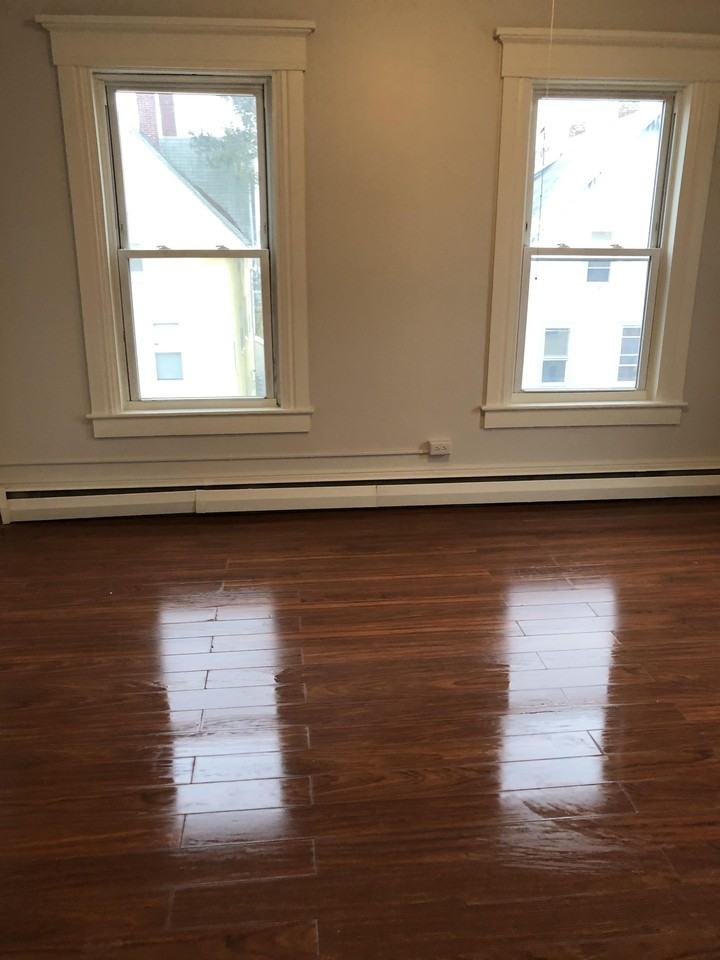262 Auburn St Apt 3 #262-3 - Photo 5 of 17