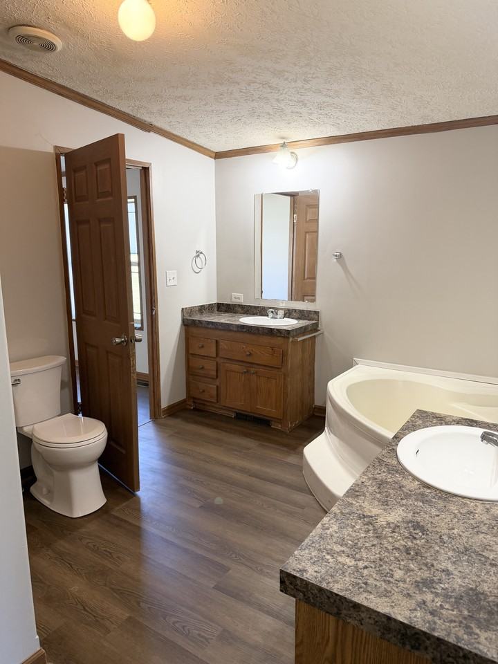 218 Pulliam Dr #1 - Photo 5 of 10