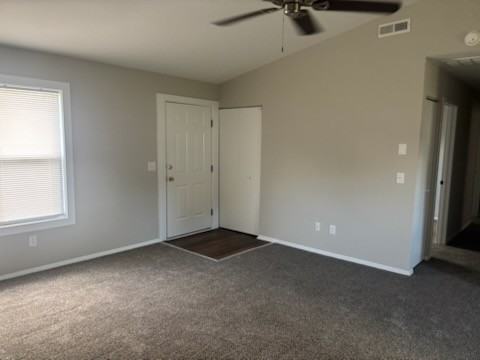 1123 Bryn Mawr Ave #1 - Photo 3 of 14