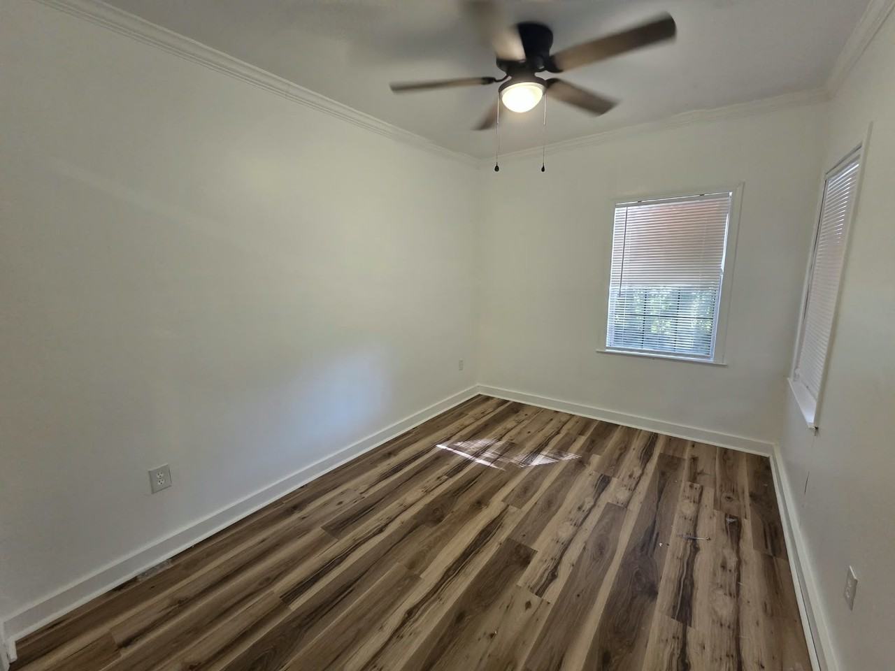 1646 Magnolia St #1 - Photo 7 of 29