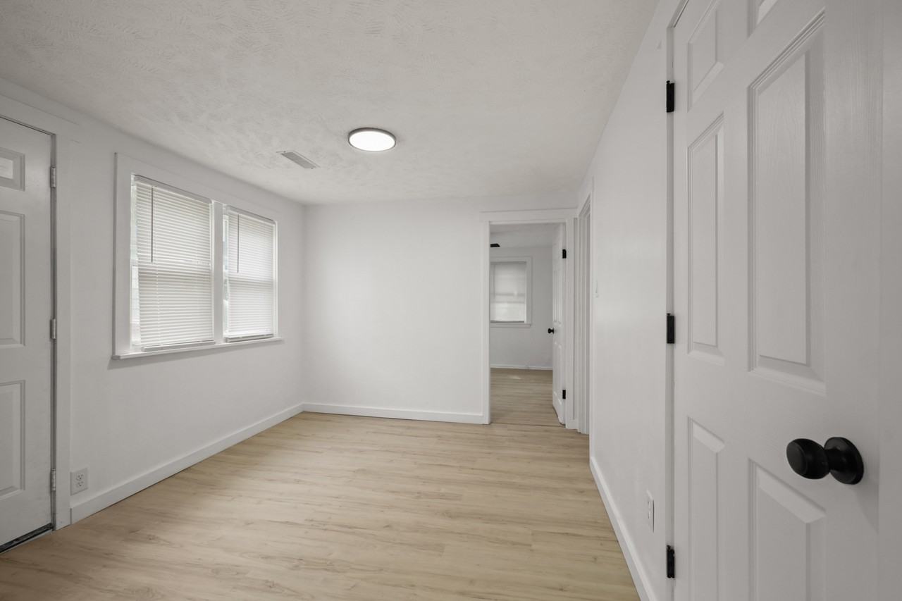2207 S Delawanda Ave #NA - Photo 4 of 10