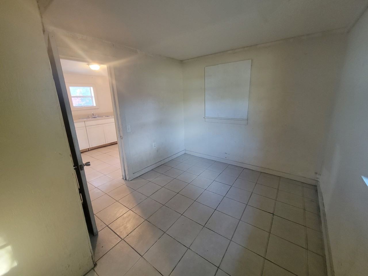 8 Lenox Ct #10 - Photo 7 of 26