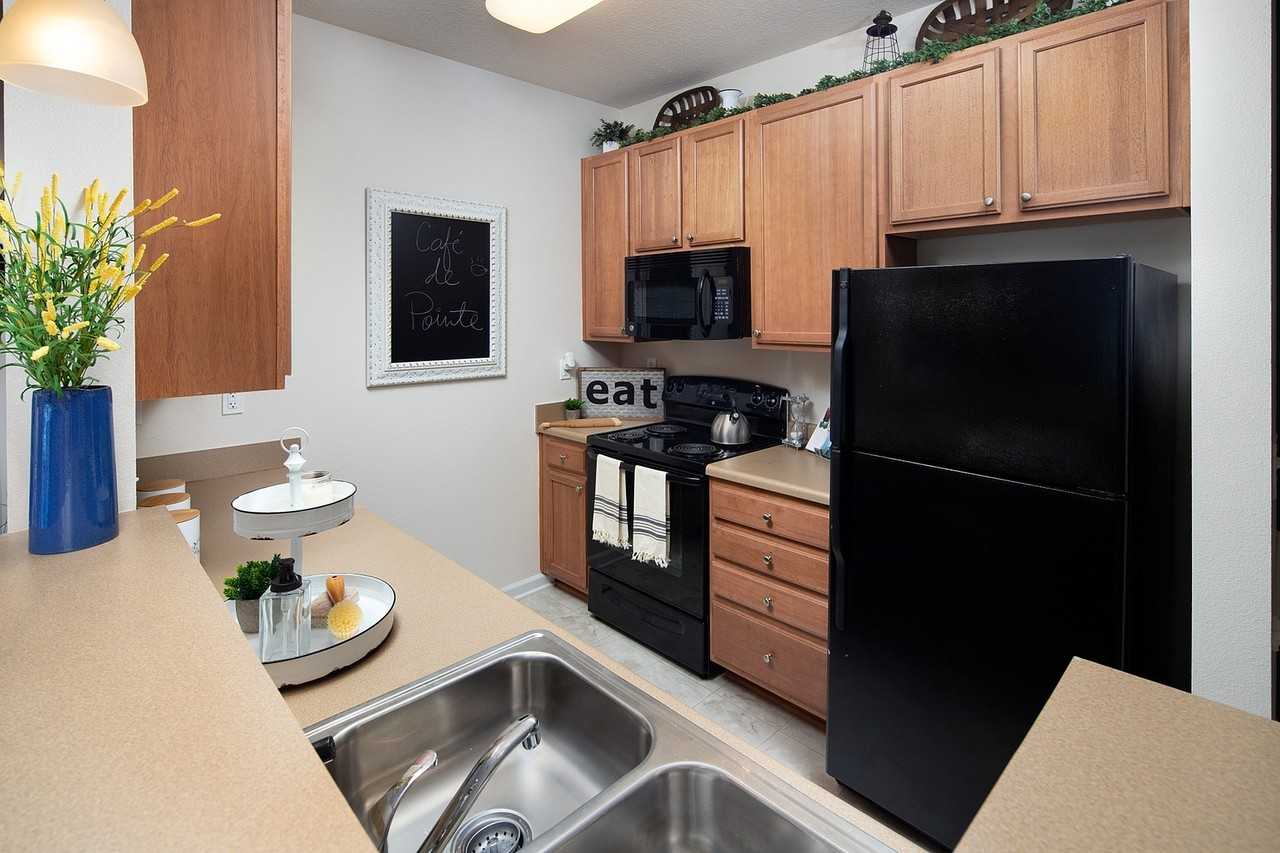 Abberly Pointe Apartment Homes - Photo 4 of 43
