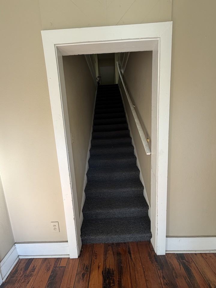 1004 6th Ave #D - Photo 2 of 21